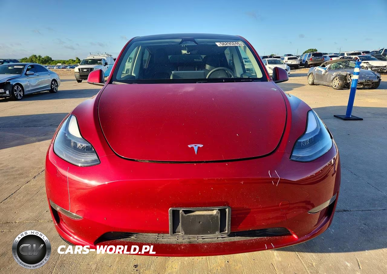 2024 Tesla Model Y VIN:7SAYGDEE6RA248942 - 5
