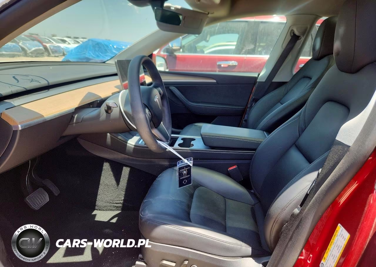 2024 Tesla Model Y VIN:7SAYGDEE6RA248942 - 7