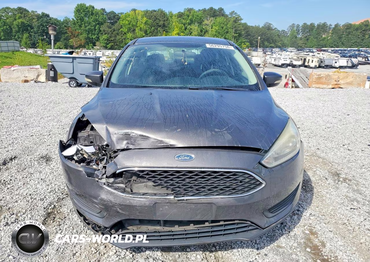 2016 Ford Focus Se VIN:1FADP3F27GL265908 - 5
