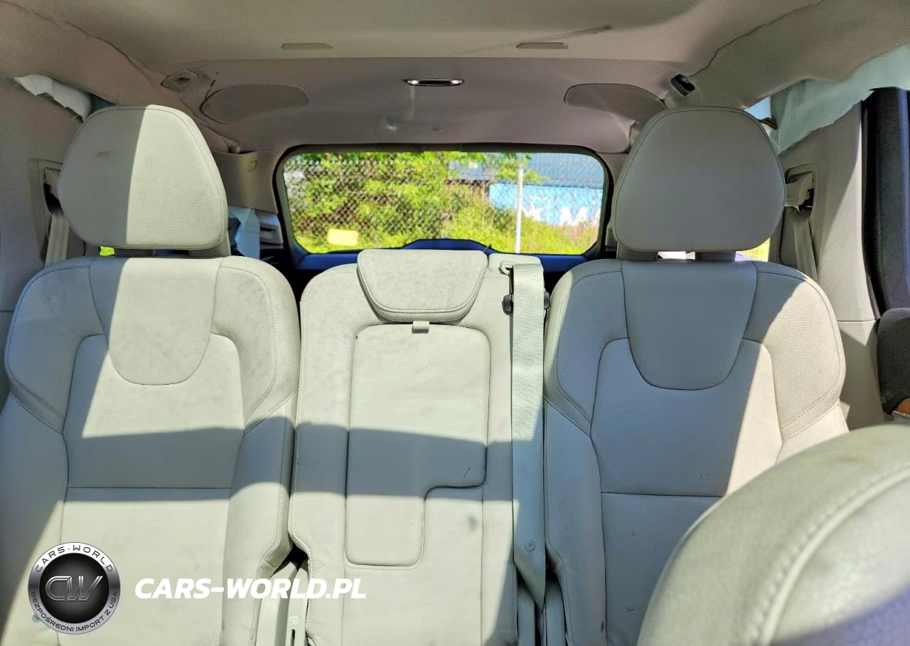2021 Volvo Xc90 T8 Recharge Inscription Express VIN:YV4BR0CK8M1728609 - 10