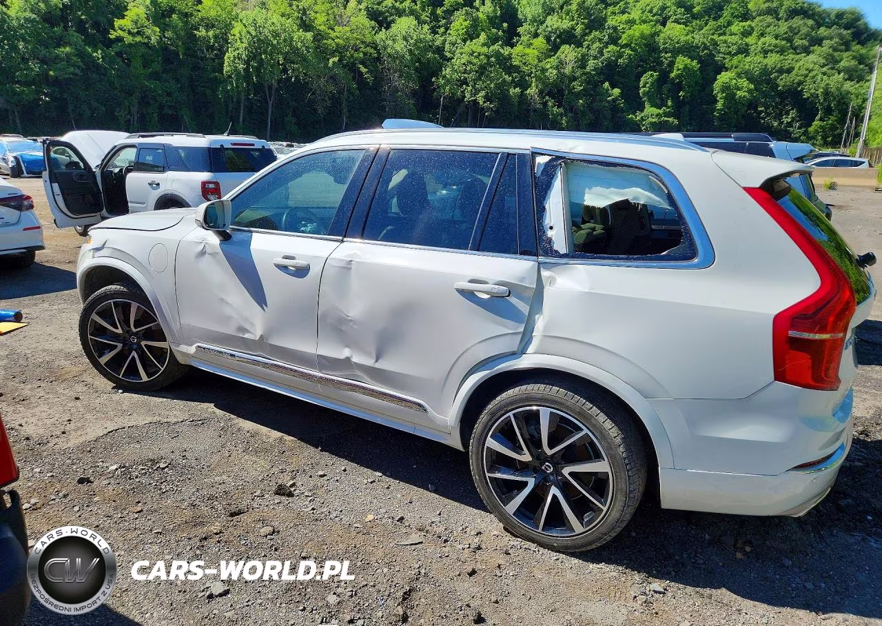 2021 Volvo Xc90 T8 Recharge Inscription Express VIN:YV4BR0CK8M1728609 - 2