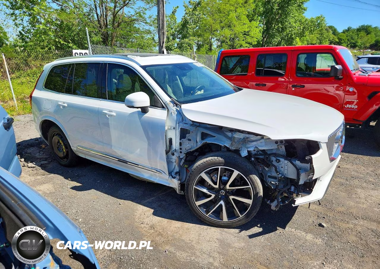 2021 Volvo Xc90 T8 Recharge Inscription Express VIN:YV4BR0CK8M1728609 - 4