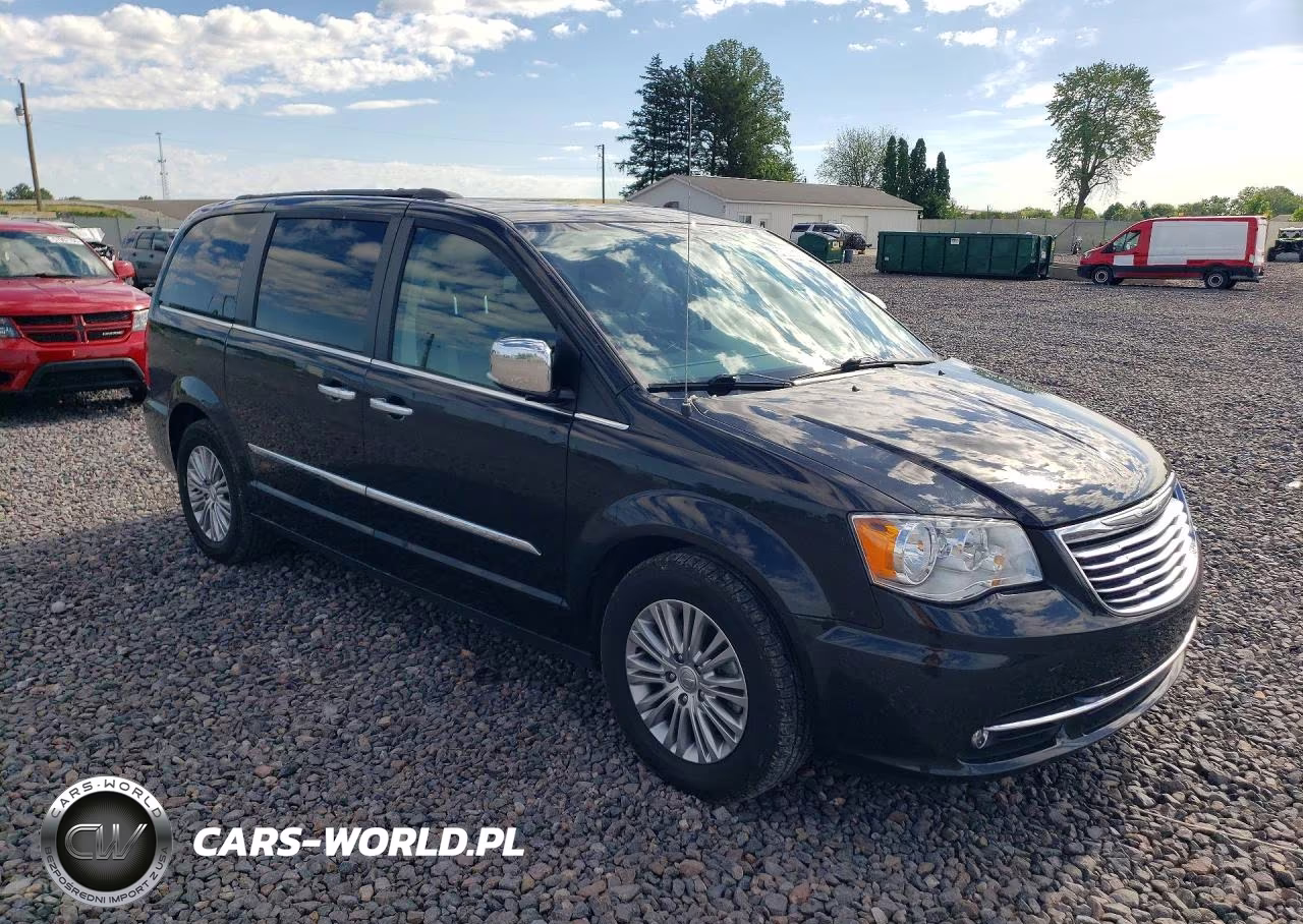 2016 Chrysler Town & Country Touring L VIN:2C4RC1CG9GR261804 - 4