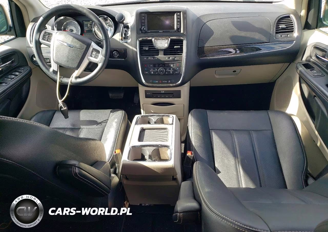 2016 Chrysler Town & Country Touring L VIN:2C4RC1CG9GR261804 - 8