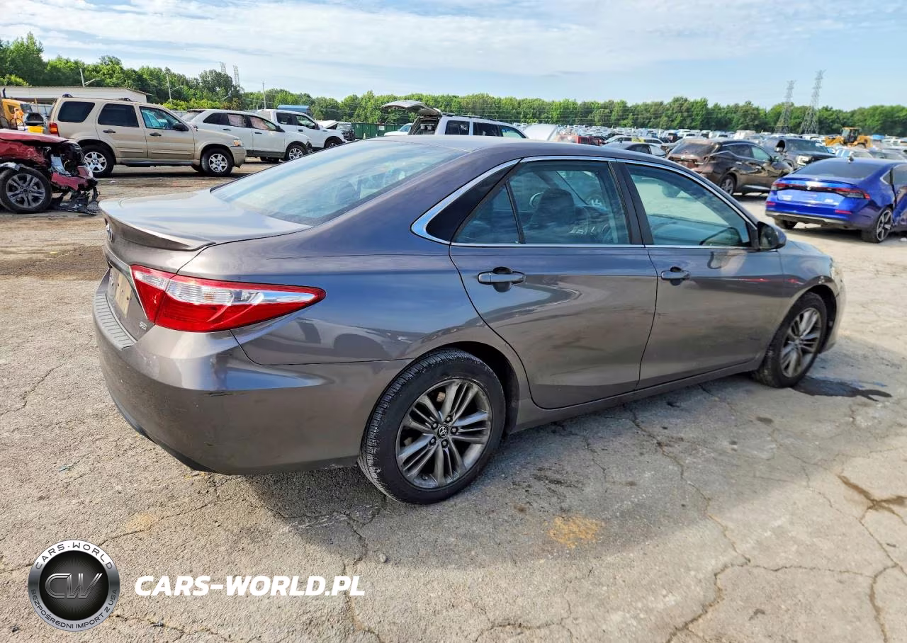 2016 Toyota Camry Se VIN:4T1BF1FK9GU234755 - 3