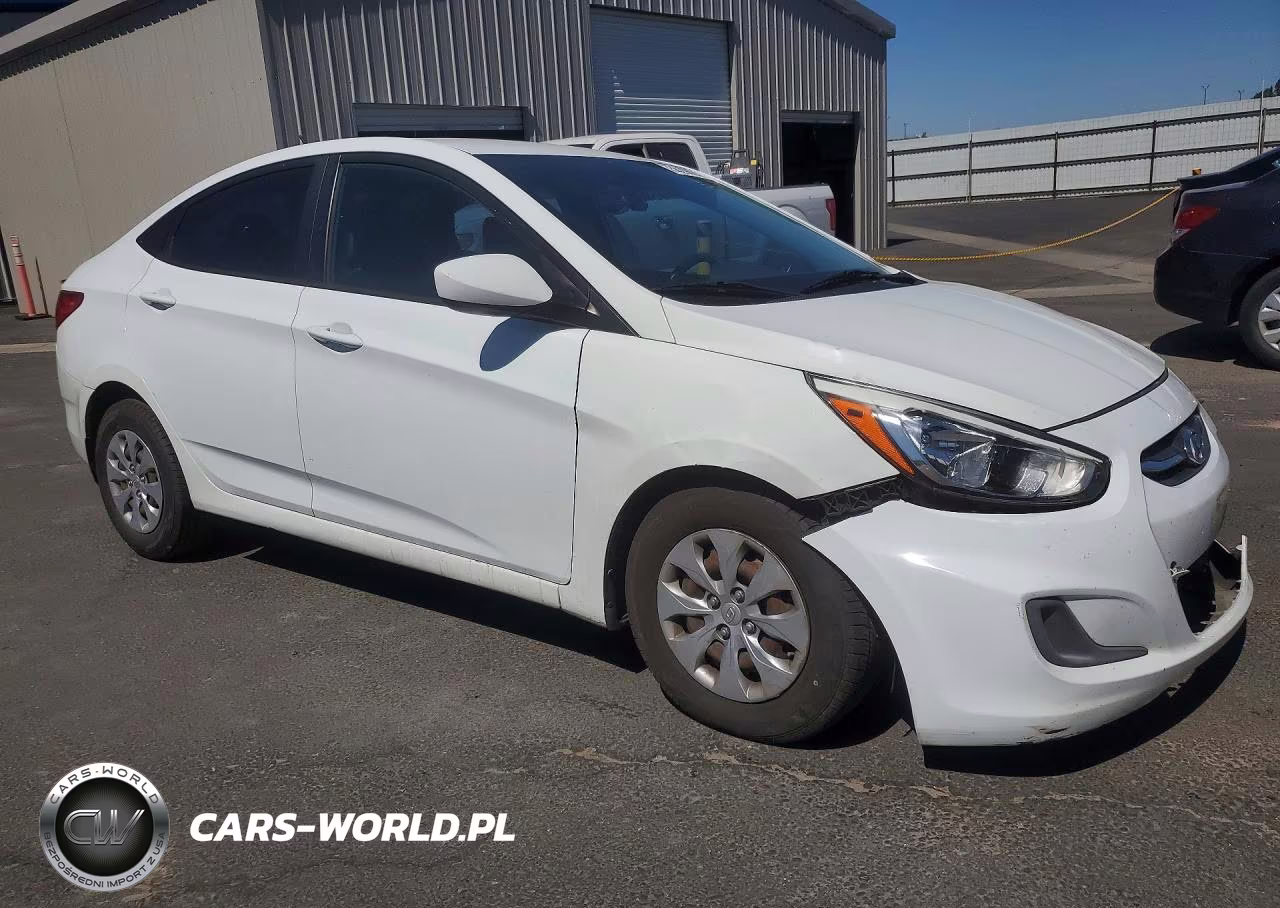 2015 Hyundai Accent Gls VIN:KMHCT4AEXFU935920 - 4