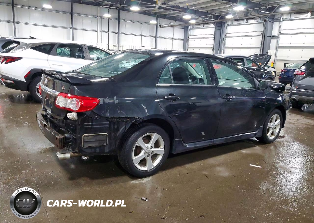 2011 Toyota Corolla S VIN:2T1BU4EE8BC558471 - 3