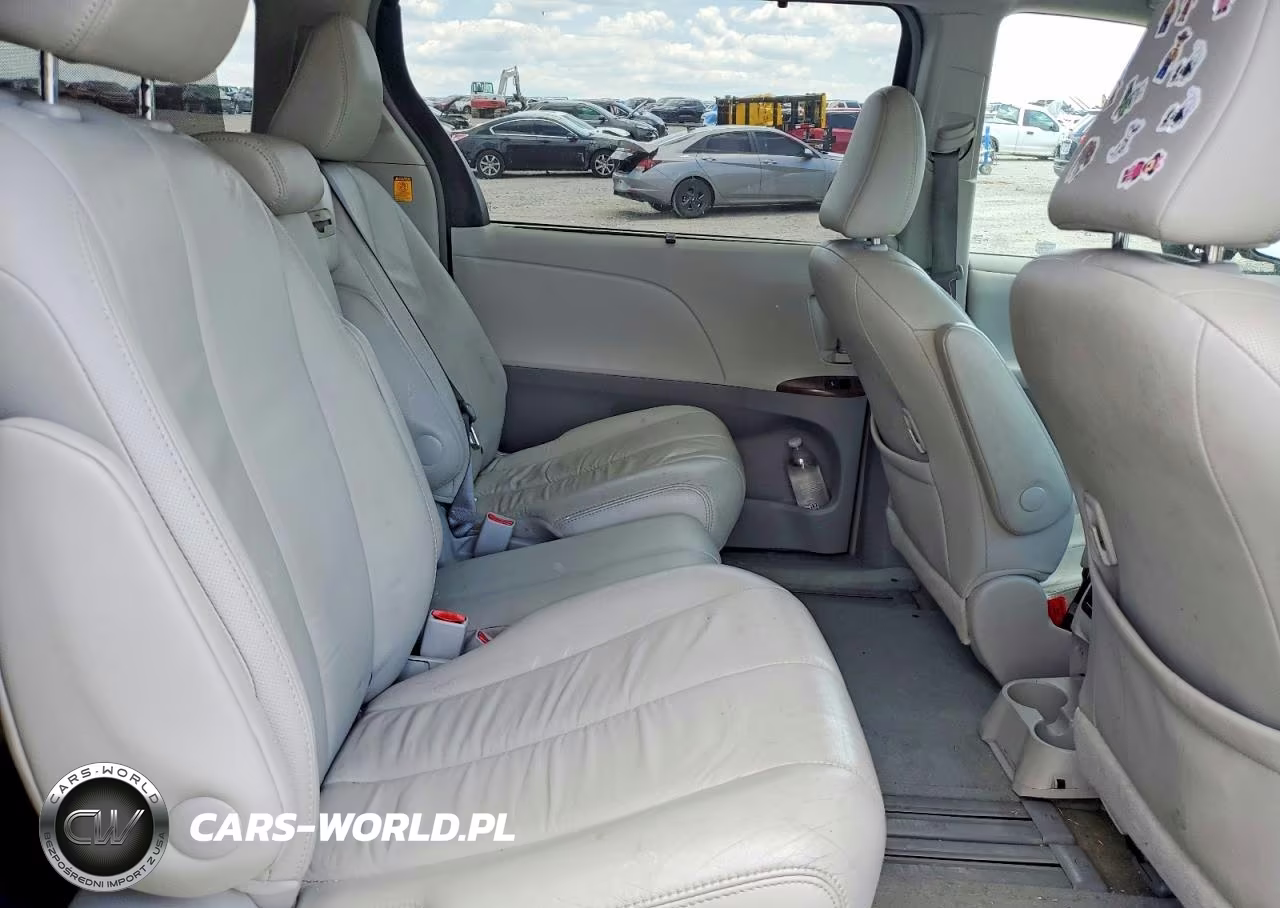 2013 Toyota Sienna Xle 8-Passenger VIN:5TDYK3DC2DS364328 - 11