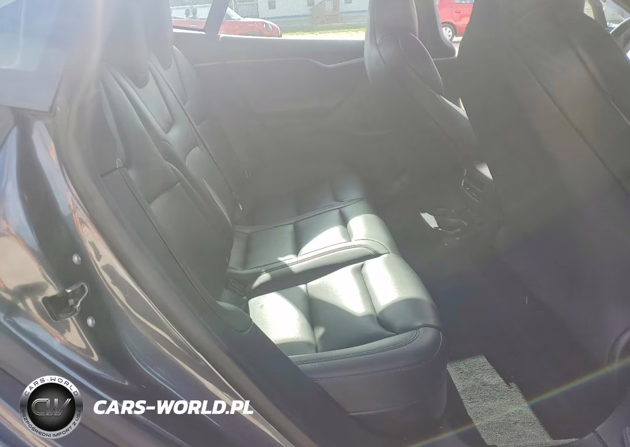 2019 Tesla Model S VIN:5YJSA1E43KF331263 - 10