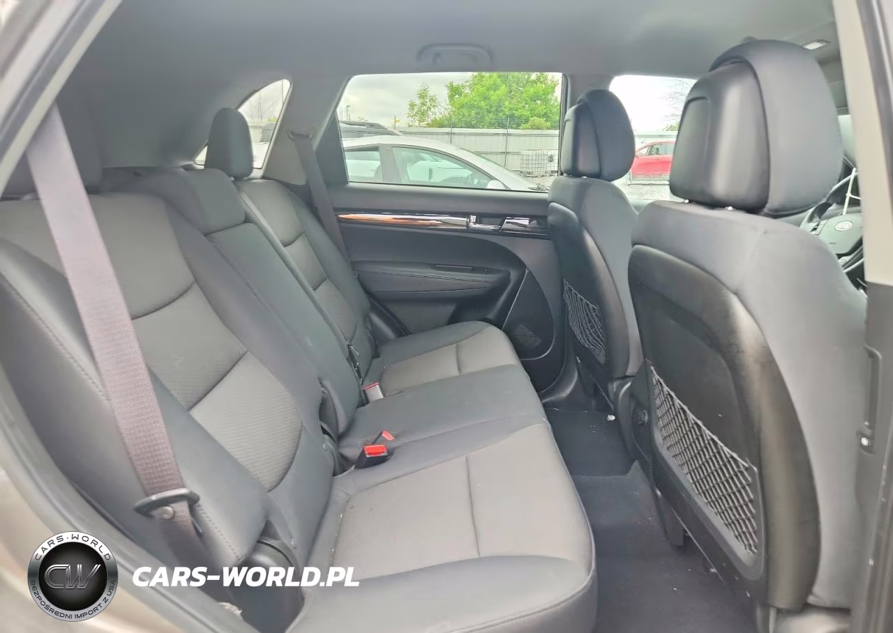 2013 Kia Sorento Lx VIN:5XYKT4A68DG421507 - 11