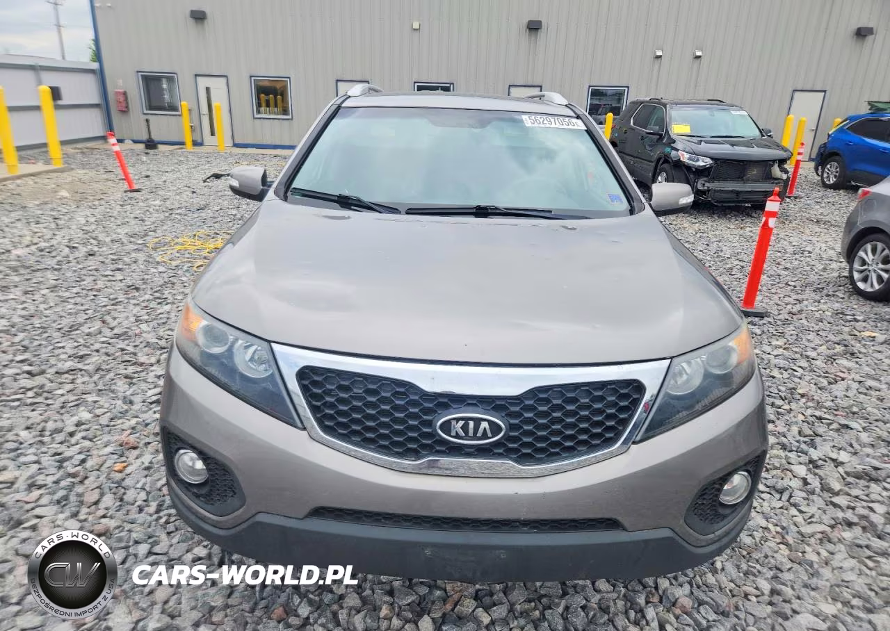 2013 Kia Sorento Lx VIN:5XYKT4A68DG421507 - 5