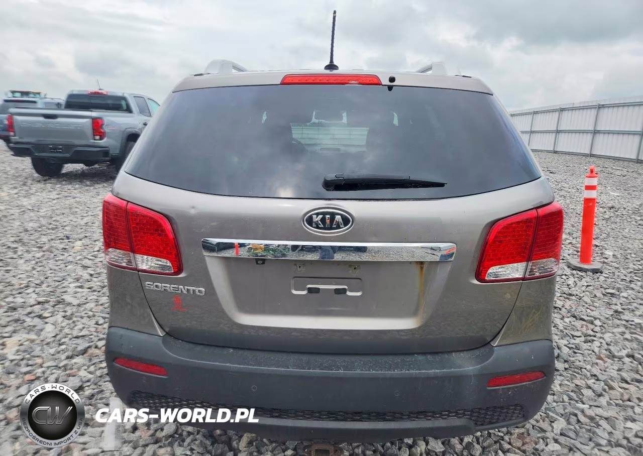 2013 Kia Sorento Lx VIN:5XYKT4A68DG421507 - 6