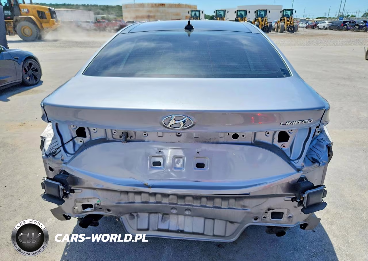 2016 Hyundai Azera Limited VIN:KMHFH4JG9GA516041 - 6