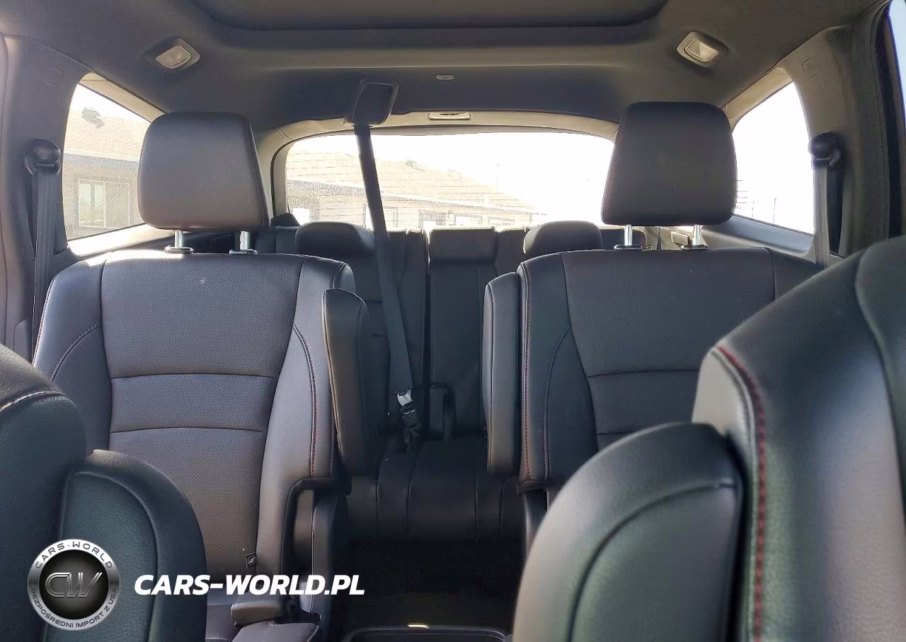 2022 Honda Pilot Black VIN:5FNYF6H77NB055107 - 10