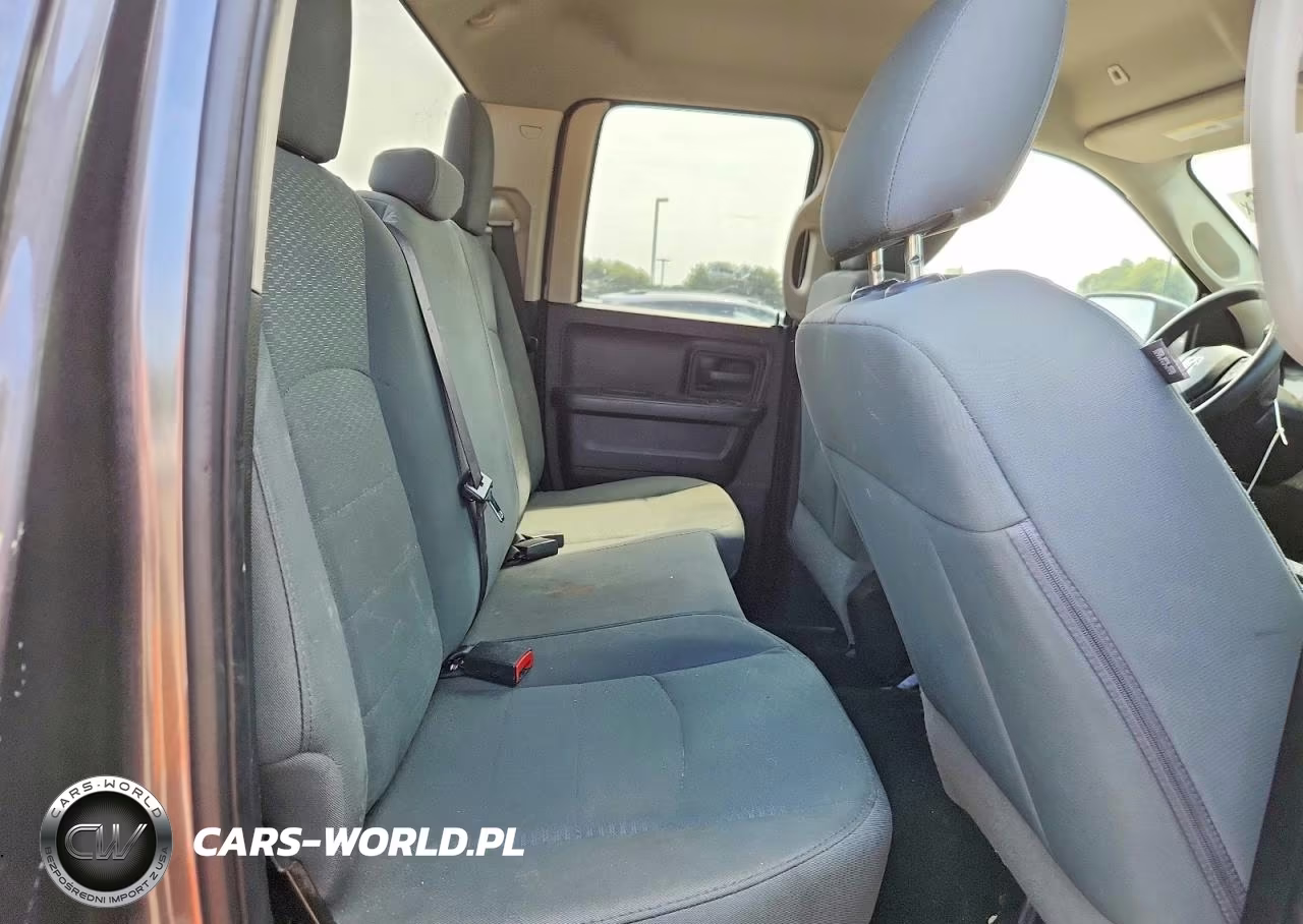 2019 Ram 1500 Classic Tradesman VIN:1C6RR7FTXKS542552 - 10