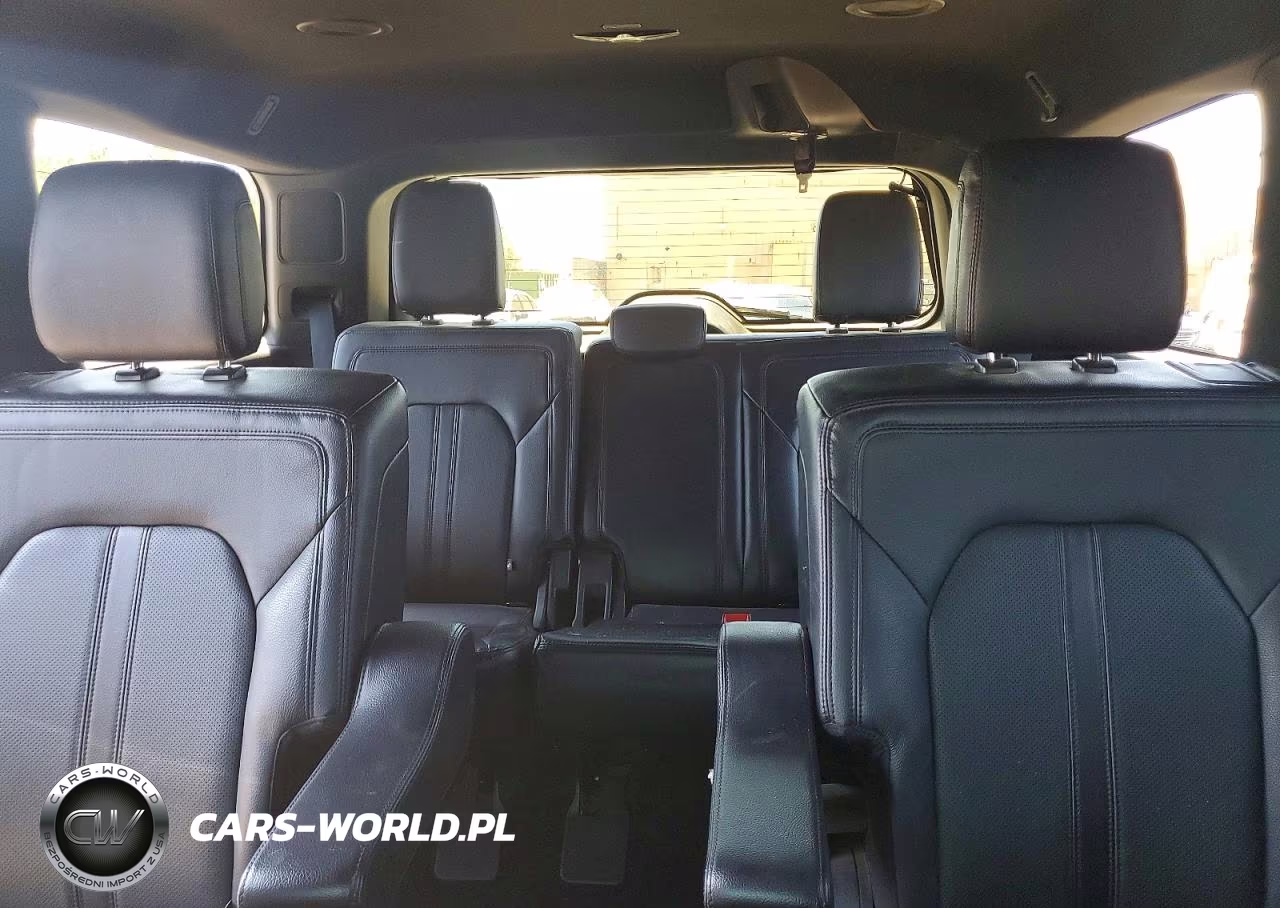 2019 Ford Expedition Limited VIN:1FMJU2AT0KEA78857 - 10