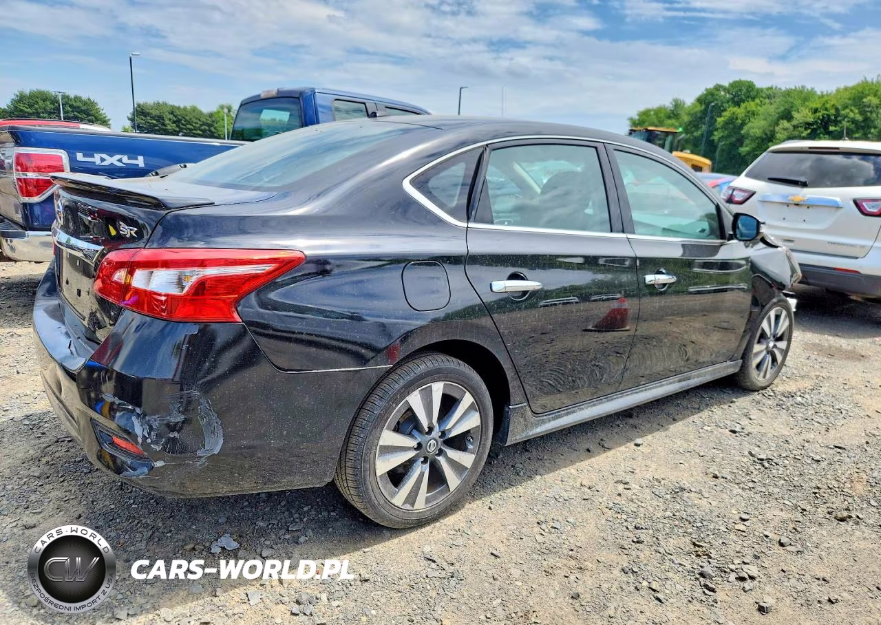 2017 Nissan Sentra Sr VIN:3N1AB7AP7HY406932 - 3