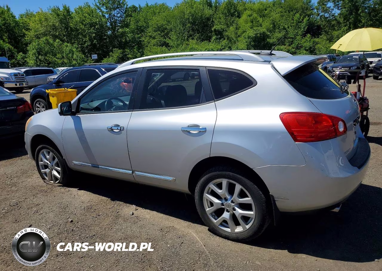 2013 Nissan Rogue S VIN:JN8AS5MV7DW645155 - 2