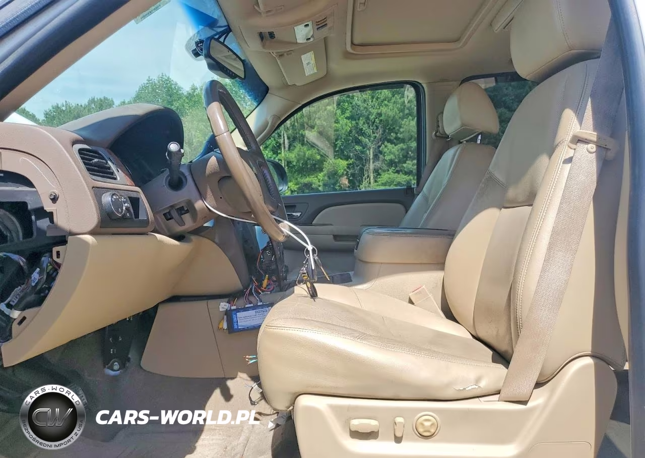 2009 Chevrolet Suburban C1500 Ltz VIN:1GNFC36029R304277 - 7