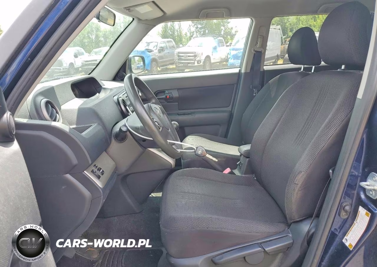 2008 Toyota Scion Xb VIN:JTLKE50E481020216 - 7