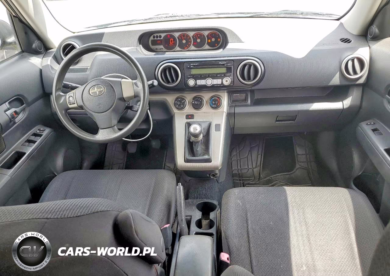 2008 Toyota Scion Xb VIN:JTLKE50E481020216 - 8