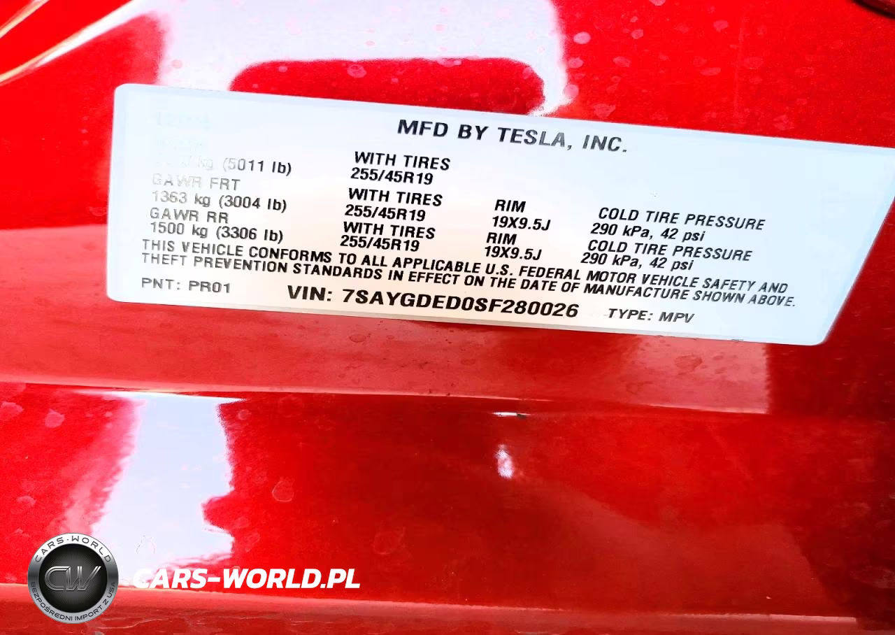 2025 Tesla Model Y VIN:7SAYGDED0SF280026 - 13