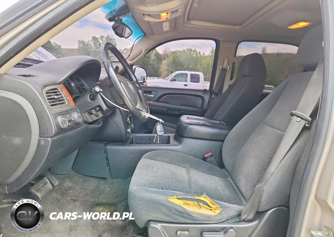 2007 GMC Yukon VIN:1GKFK13037J132071 - 7
