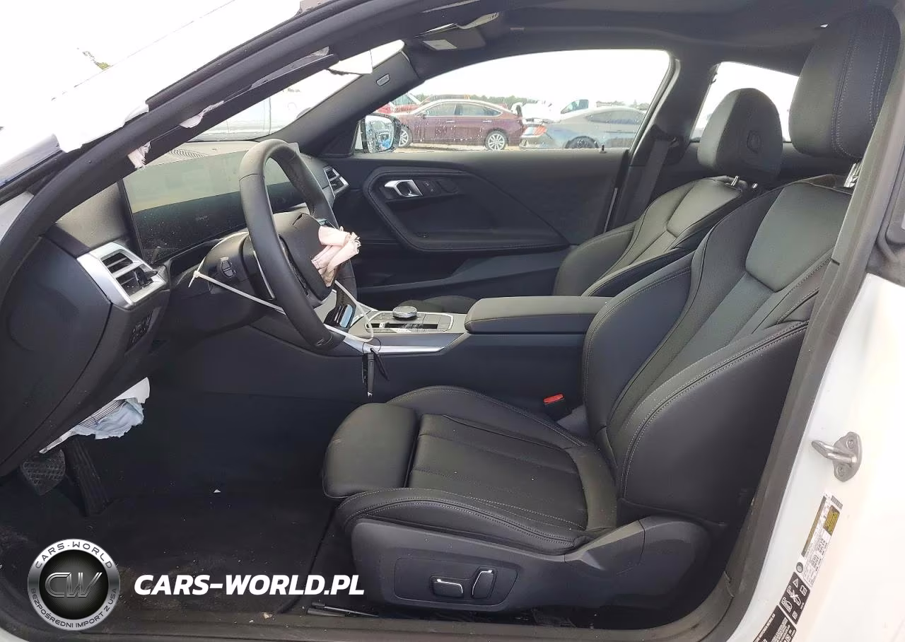 2026 BMW 230Xi VIN:3MW33CM02T8G28665 - 7