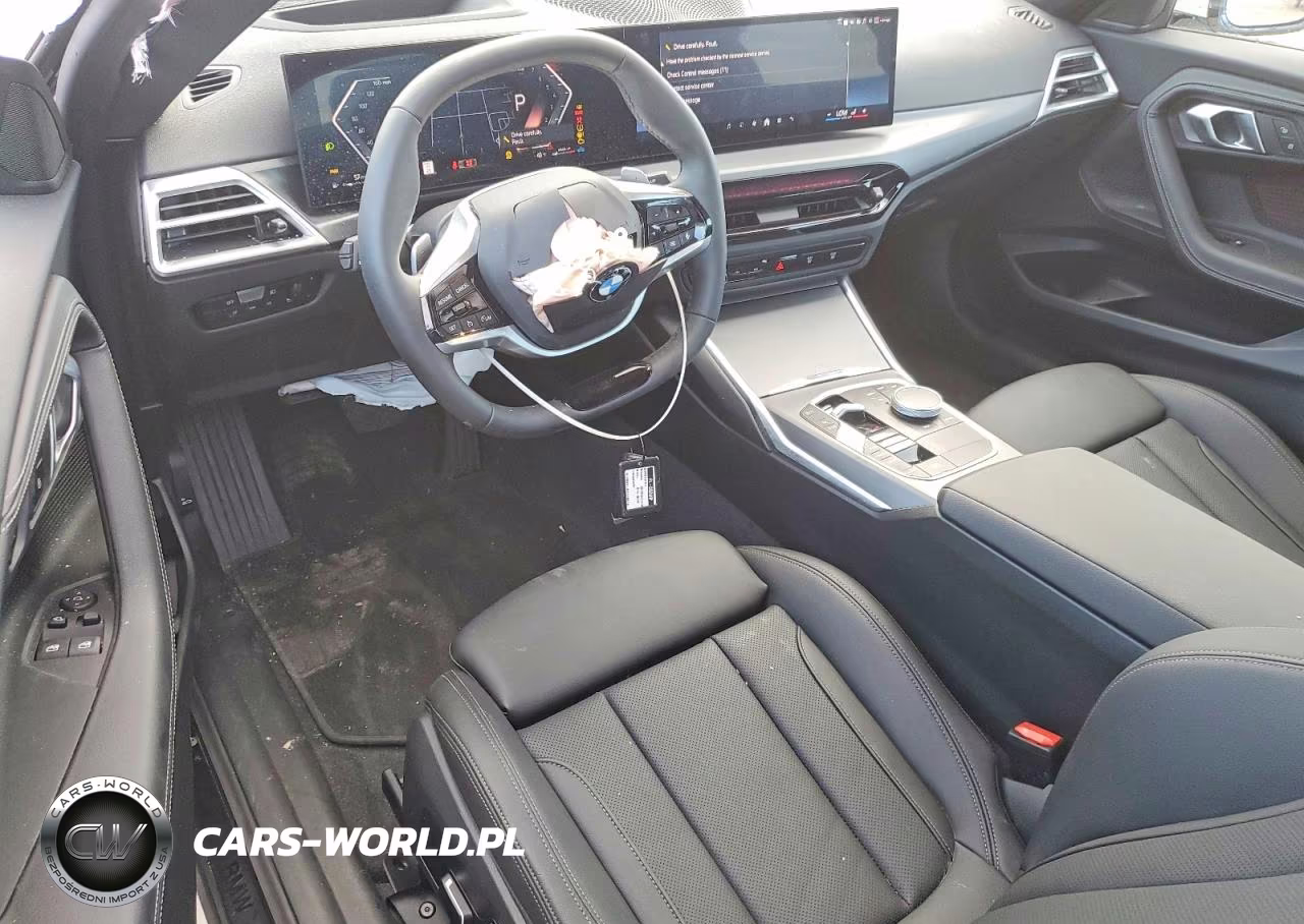 2026 BMW 230Xi VIN:3MW33CM02T8G28665 - 8