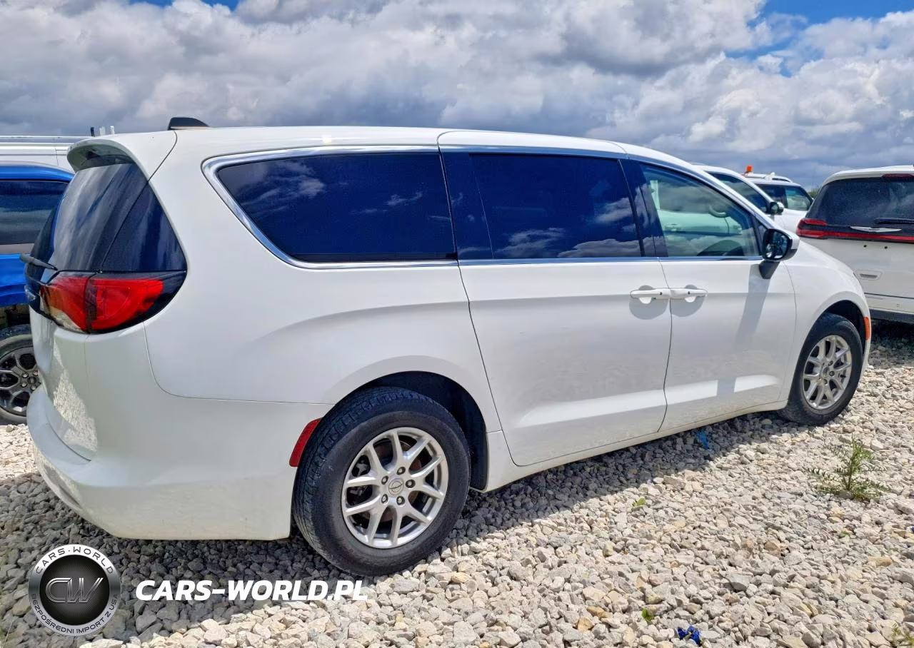 2023 Chrysler Voyager Lx VIN:2C4RC1CG2PR537515 - 3