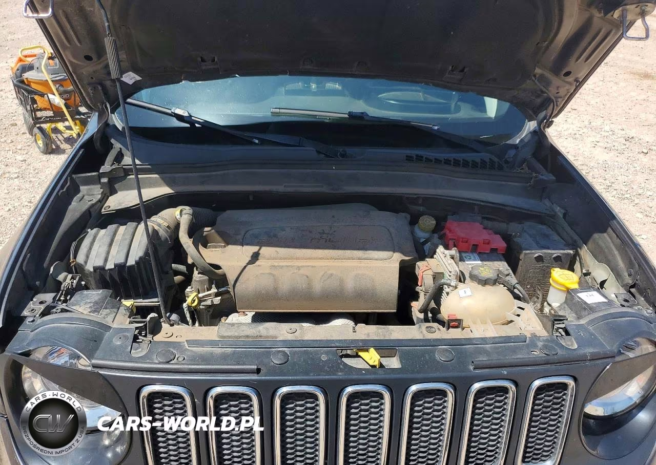 2018 Jeep Renegade VIN:ZACCJBABXJPJ44895 - 12