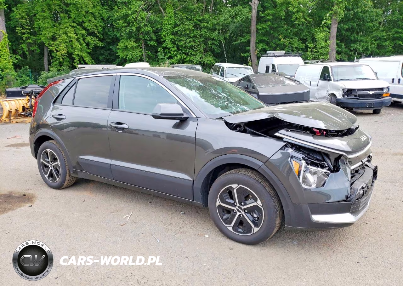 2026 Kia Niro Lx VIN:KNDCP3LE1T5340332 - 4