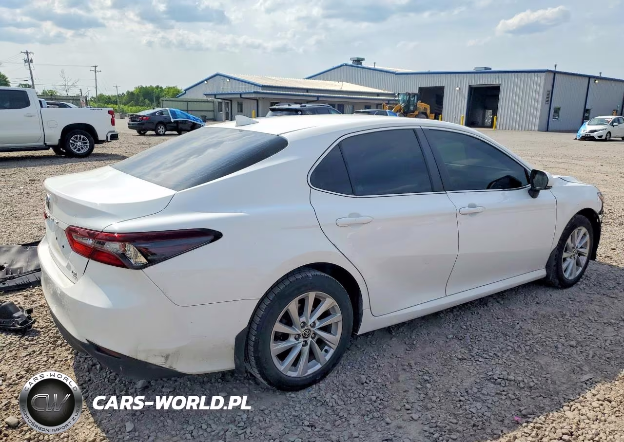 2021 Toyota Camry Le VIN:4T1R11BK4MU035479 - 3