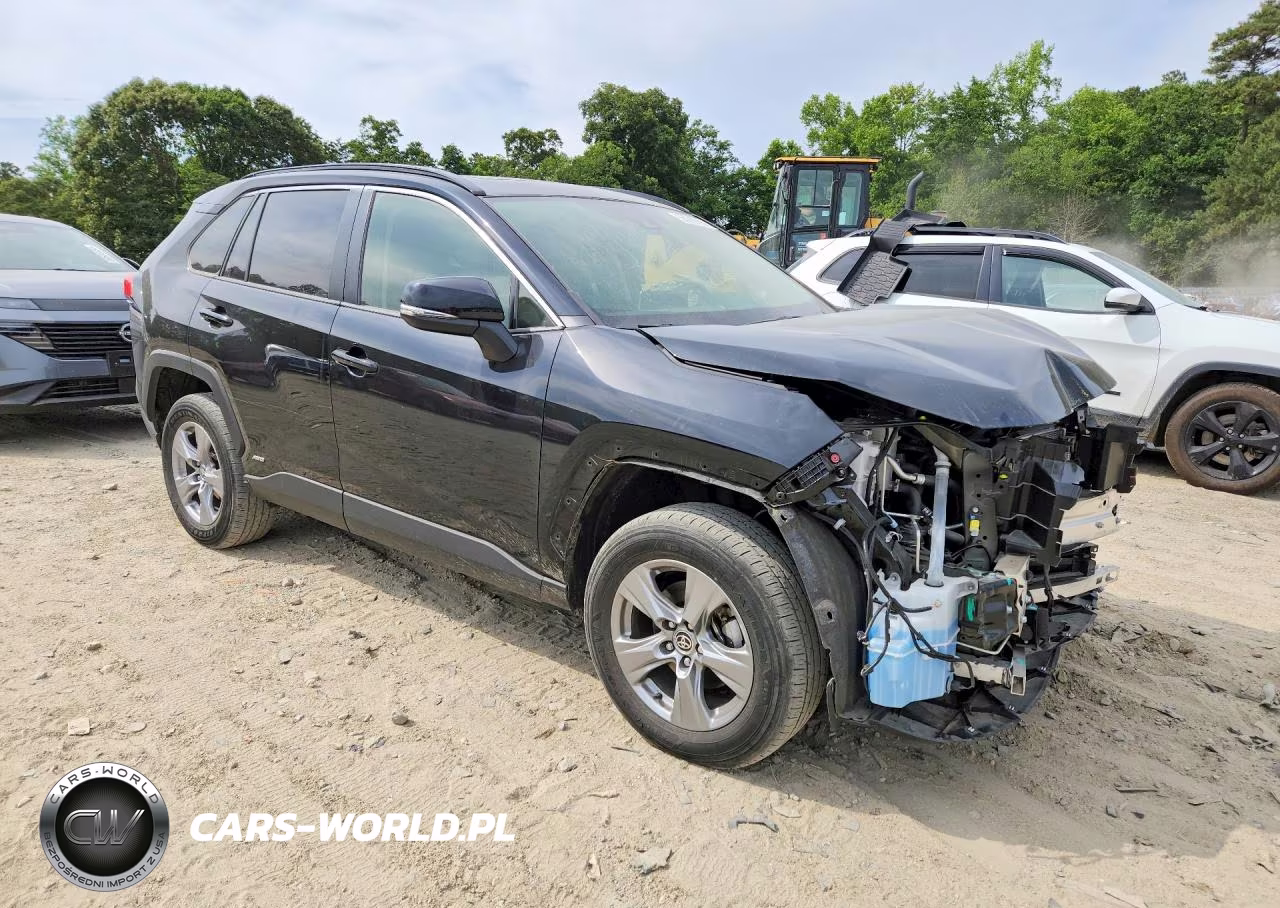 2024 Toyota Rav4 Hybrid Xle VIN:JTMRWRFV6RD254119 - 4