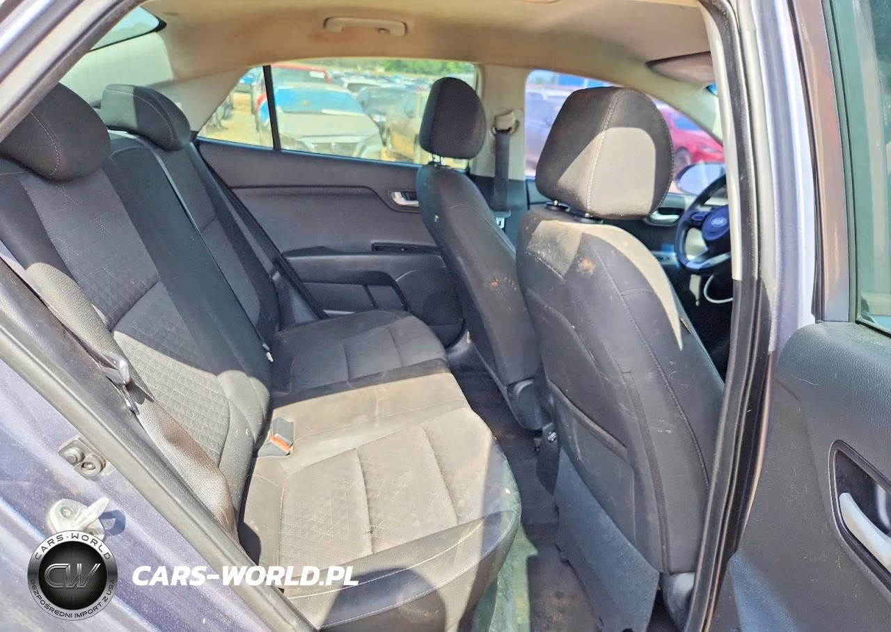 2019 Kia Rio S VIN:3KPA24AB7KE216766 - 10
