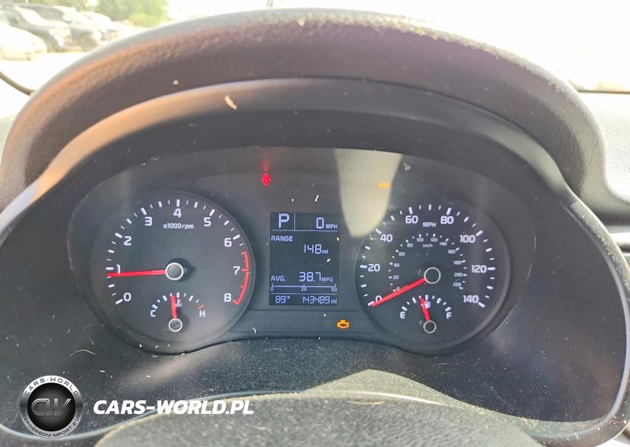 2019 Kia Rio S VIN:3KPA24AB7KE216766 - 9