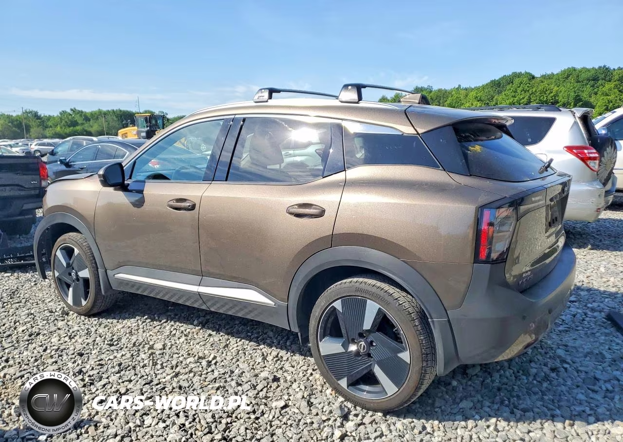2025 Nissan Kicks Sr VIN:3N8AP6DBXSL311752 - 2