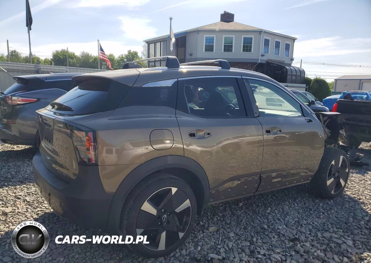2025 Nissan Kicks Sr VIN:3N8AP6DBXSL311752 - 3