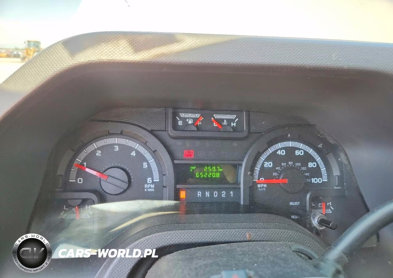 2011 Ford Econoline E250 Van VIN:1FTNE2EW4BDA70533 - 9