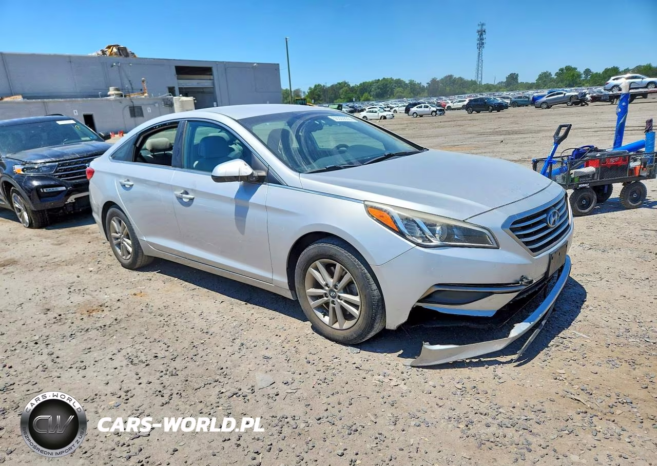 2016 Hyundai Sonata Se VIN:5NPE24AF8GH322750 - 4