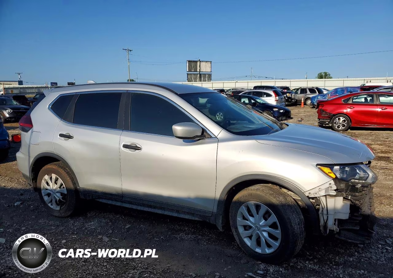 2018 Nissan Rogue S VIN:5N1AT2MV5JC791571 - 4