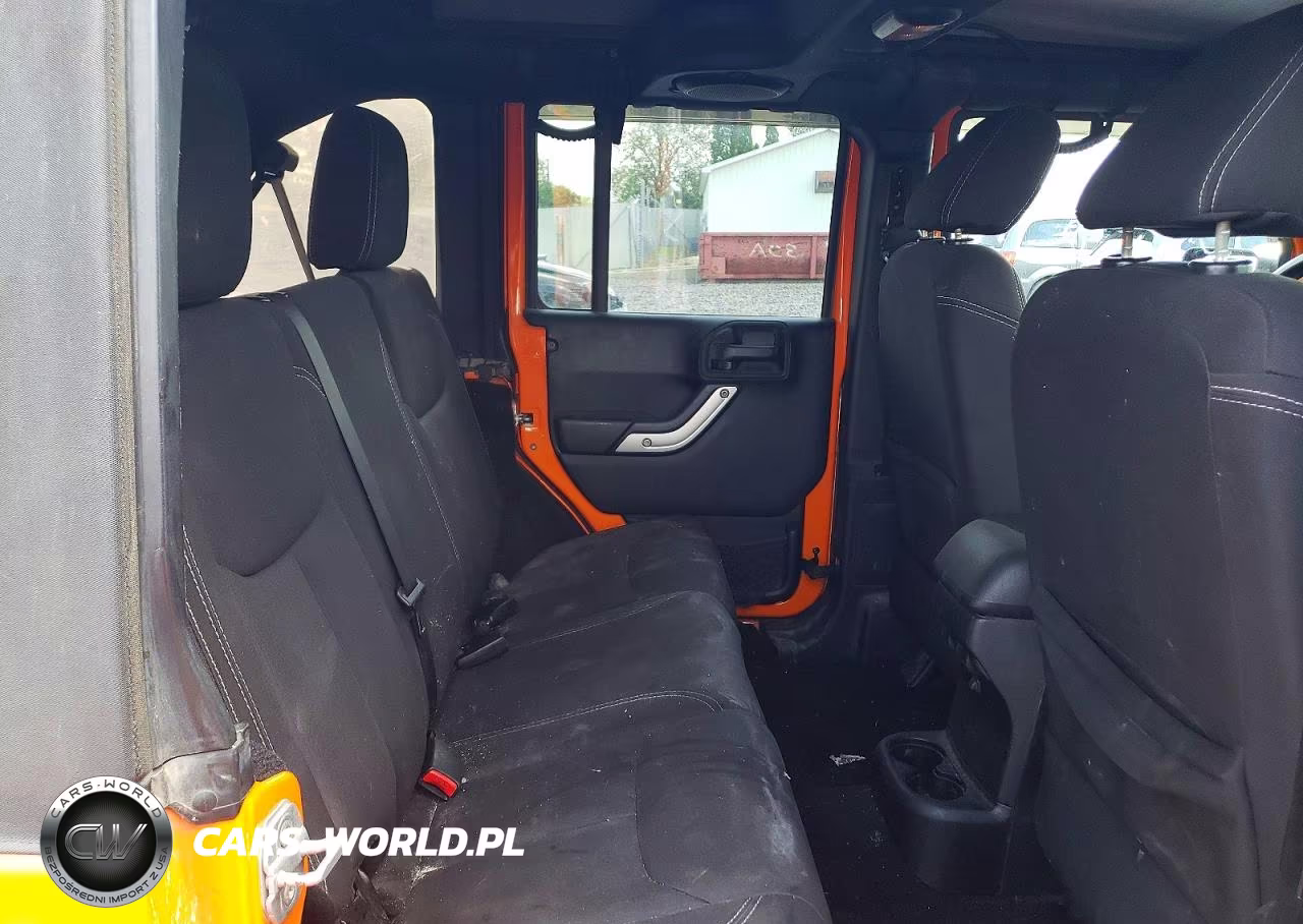 2013 Jeep Wrangler Unlimited Sahara VIN:1C4BJWEG0DL520668 - 10