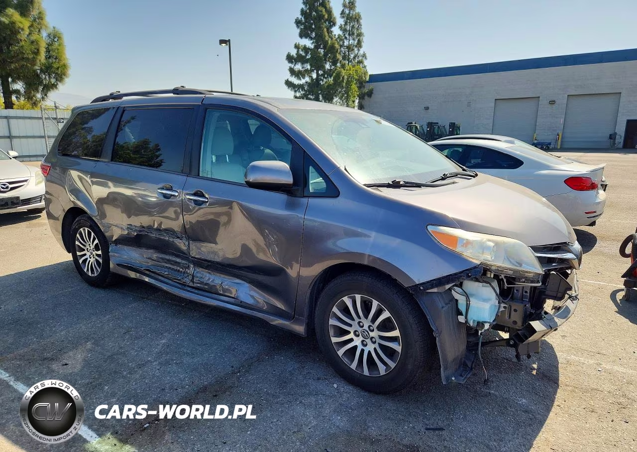 2018 Toyota Sienna Xle 8-Passenger VIN:5TDYZ3DC1JS928218 - 4