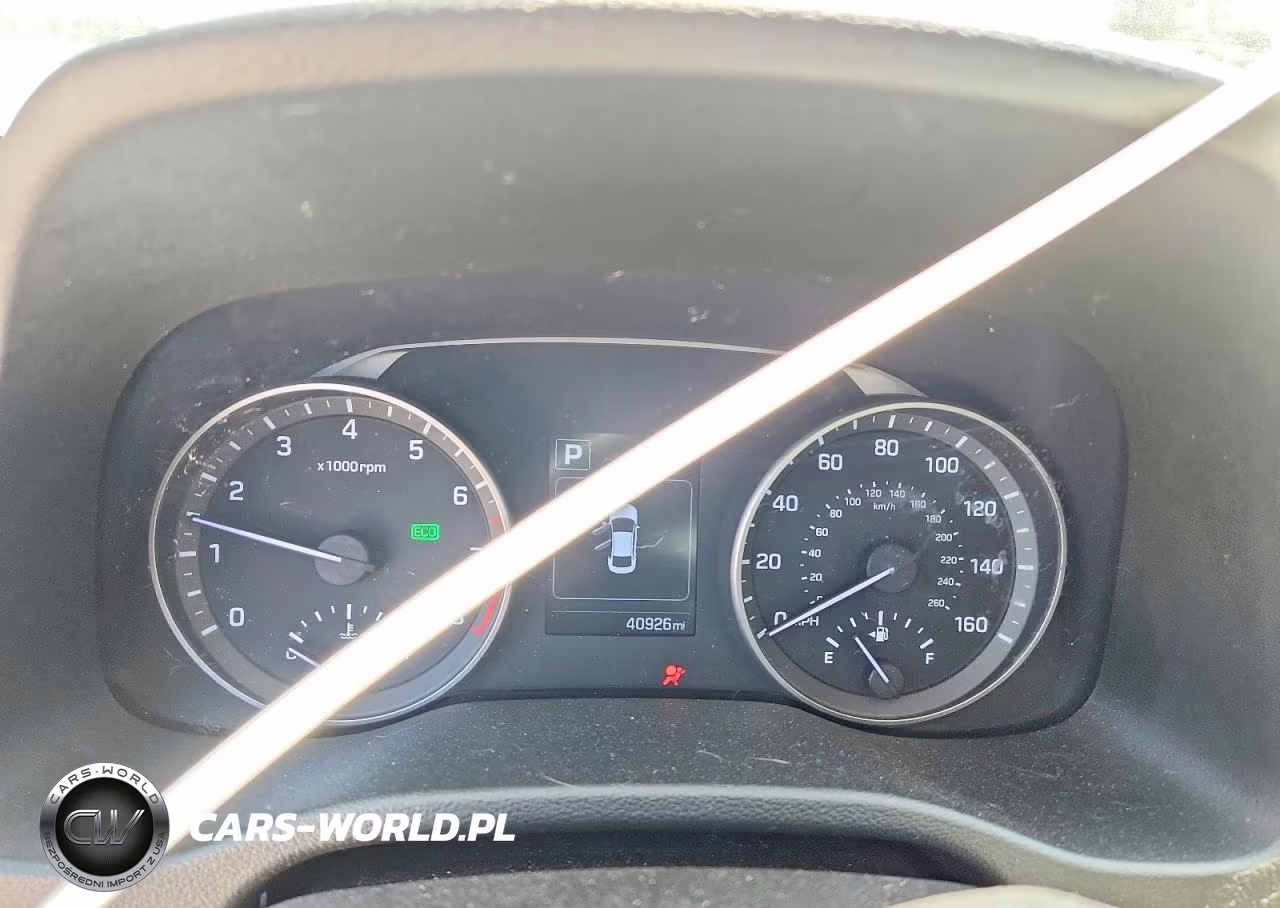 2018 Hyundai Elantra Sel VIN:5NPD84LF6JH397719 - 9