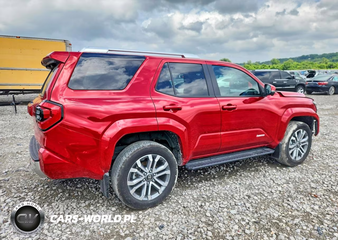 2025 Toyota 4Runner Limited VIN:JTEVA5BR8S5013639 - 3