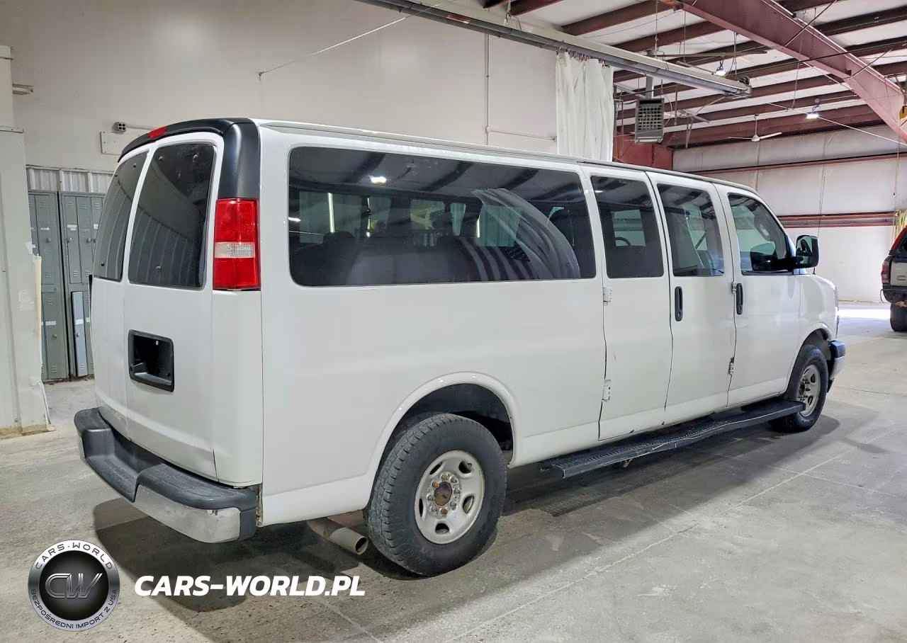 2017 Chevrolet Express G3500 Lt VIN:1GAZGPFG9H1138764 - 3