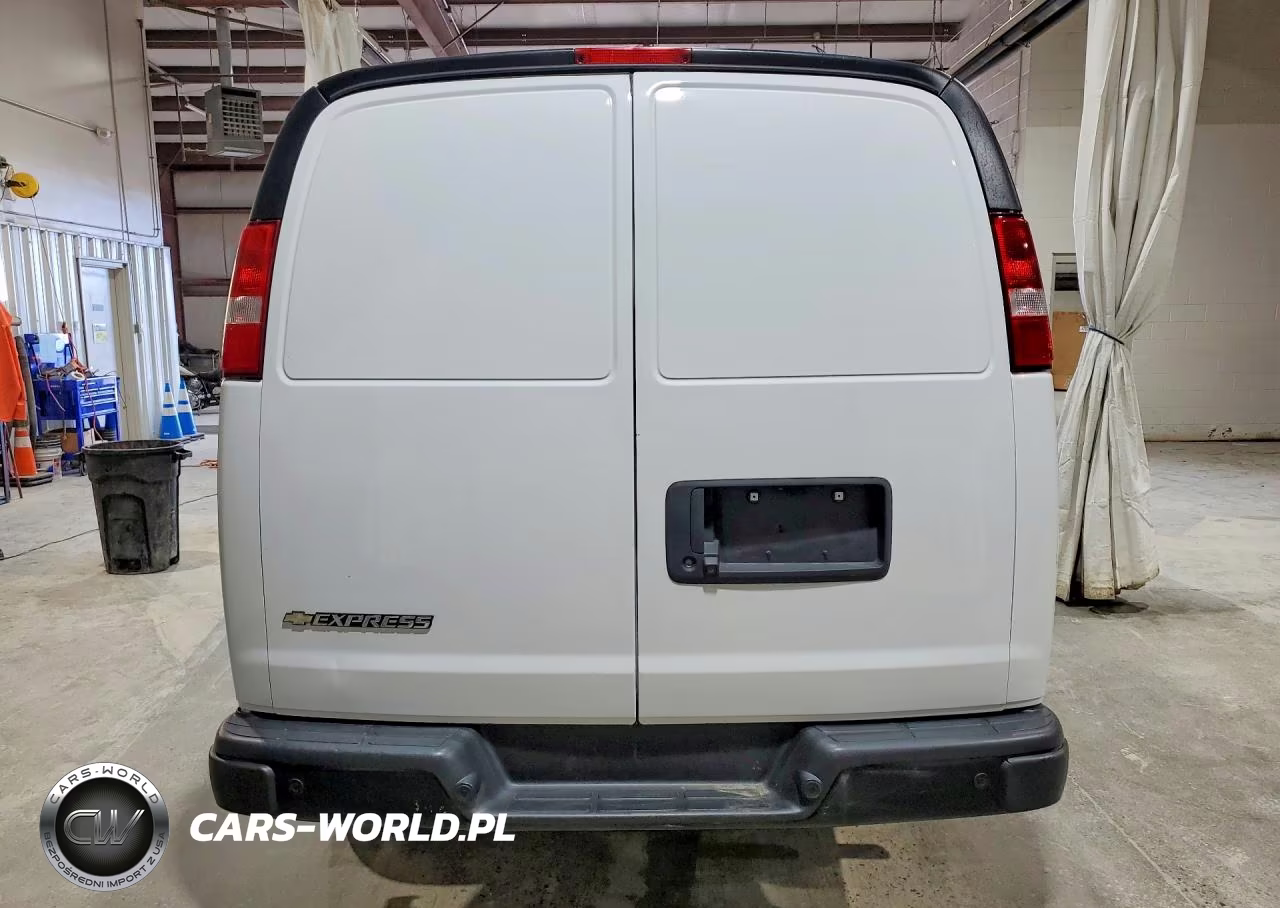 2021 Chevrolet Express G2500 VIN:1GCWGAFP5M1309897 - 6