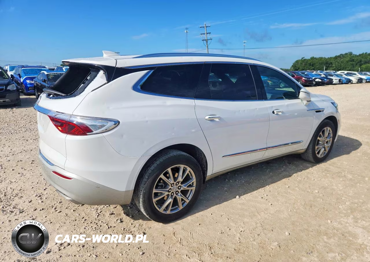 2024 Buick Enclave Essence VIN:5GAEVAKW8RJ121284 - 3