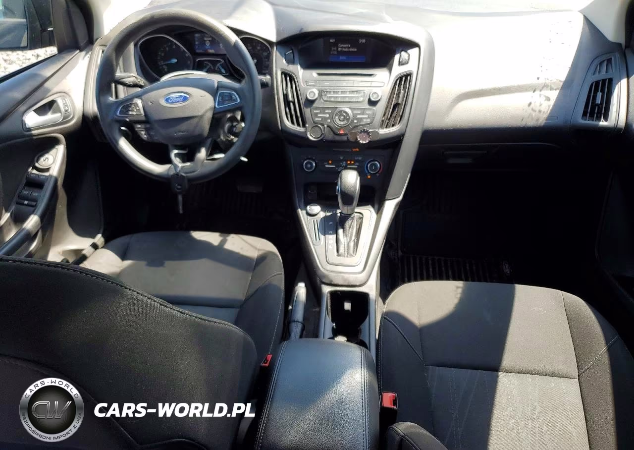 2017 Ford Focus Se VIN:1FADP3F29HL291945 - 8