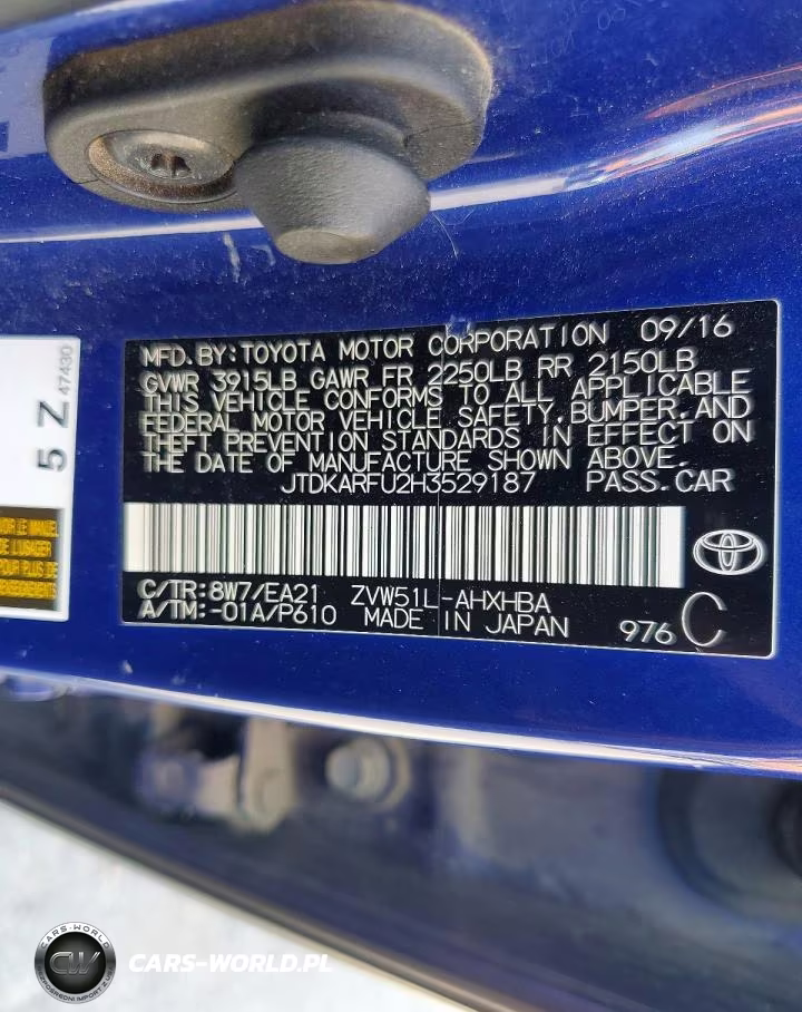 2017 Toyota Prius Three Touring VIN:JTDKARFU2H3529187 - 13
